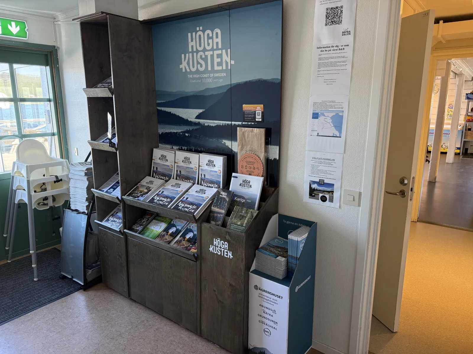 InfoPoint Kajkanten Restaurang B&B in Köpmanholmen