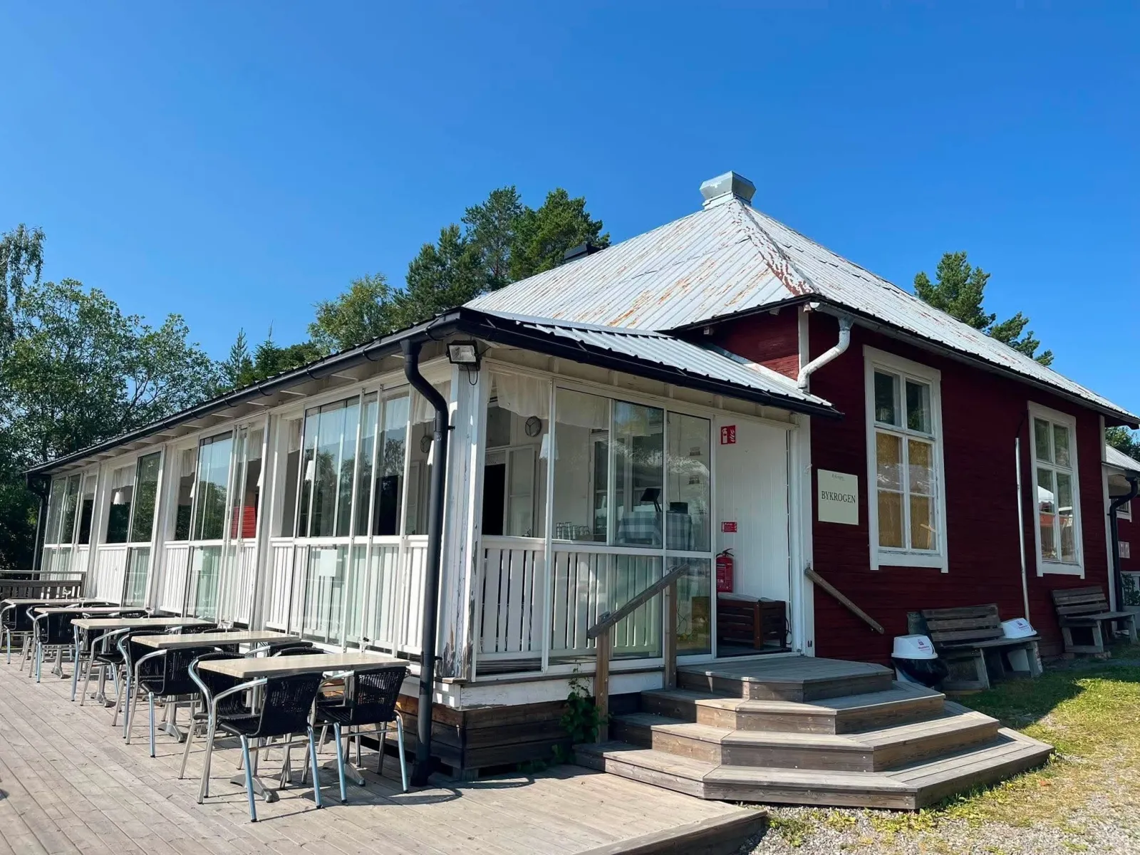Lövvik Restaurang & Café
