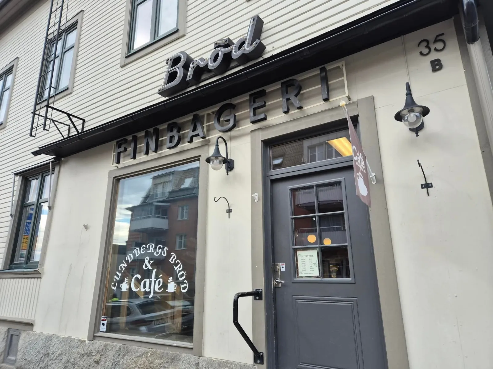 Lundberg's café