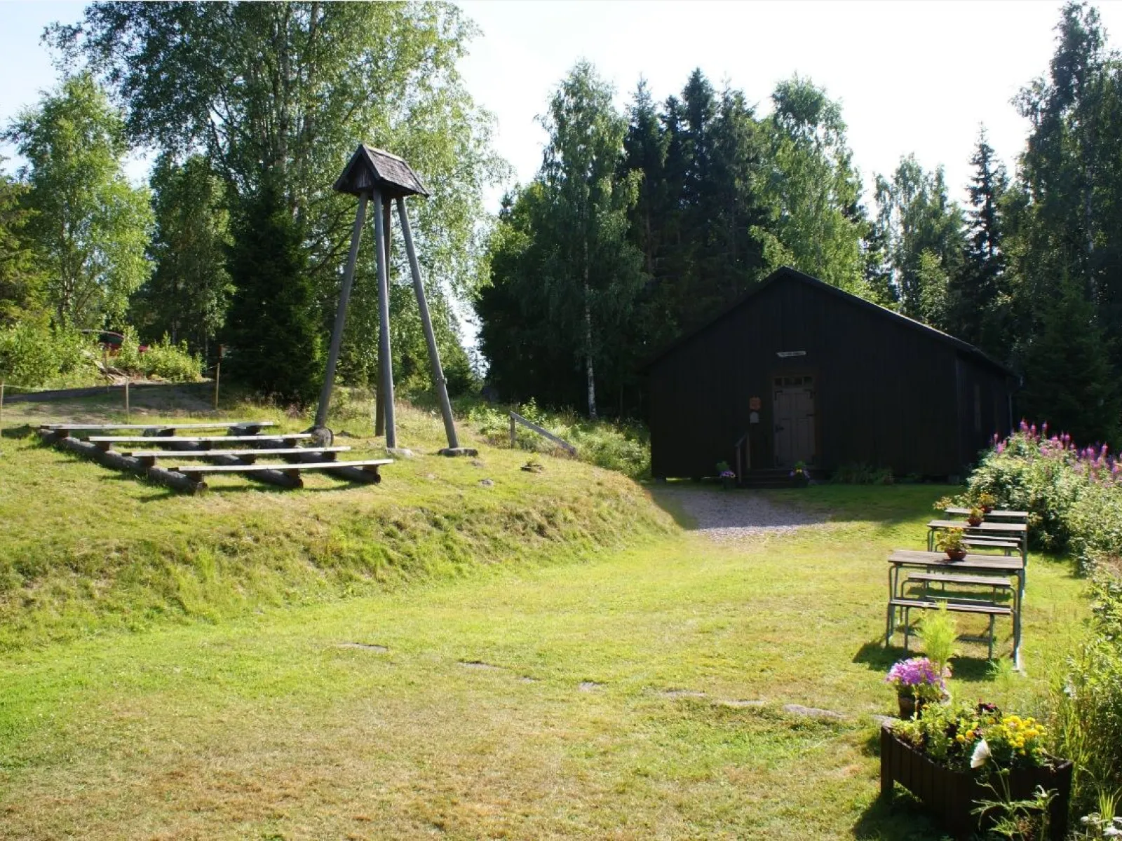 Fällsviks kapell och klockstapel-