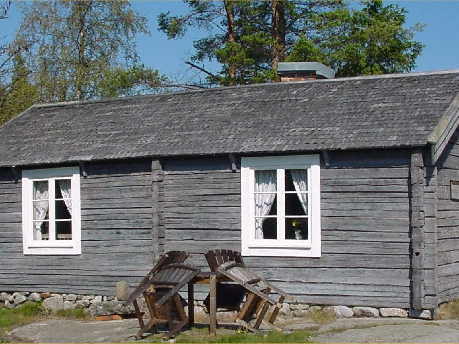 Liten gård skänkt av Högbergsstiftelsen.