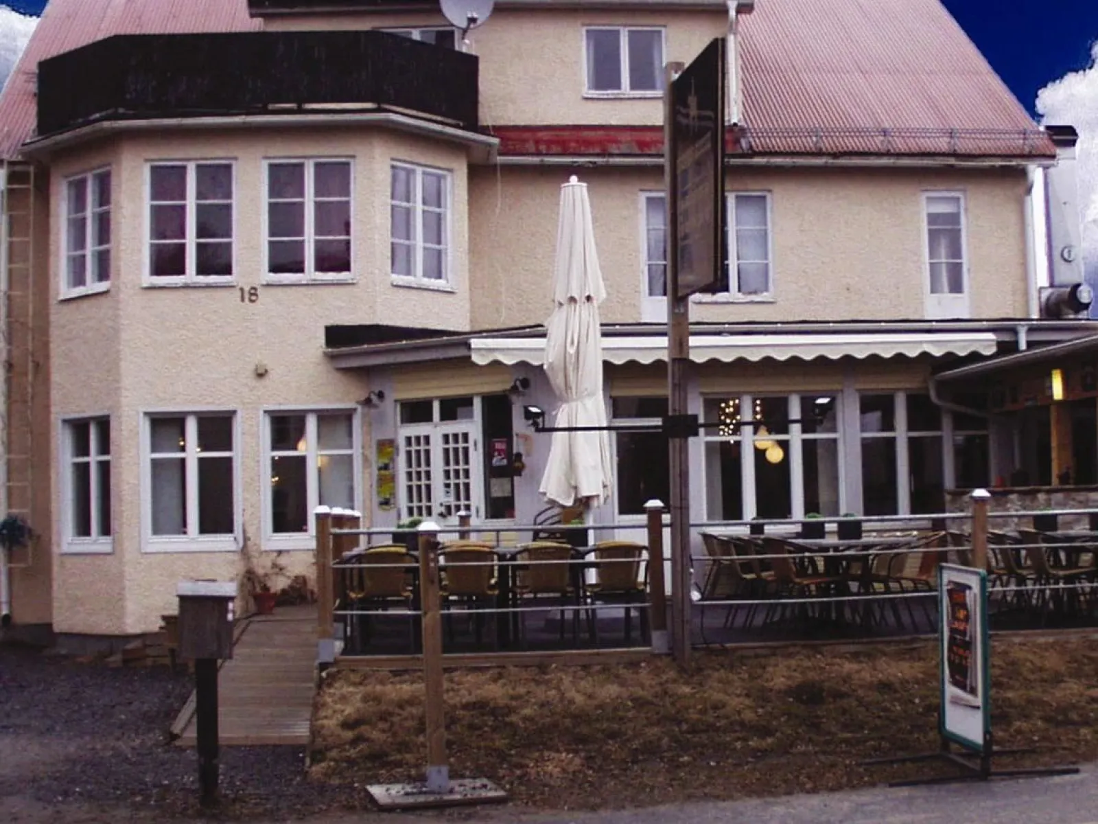 Corner House Hotell