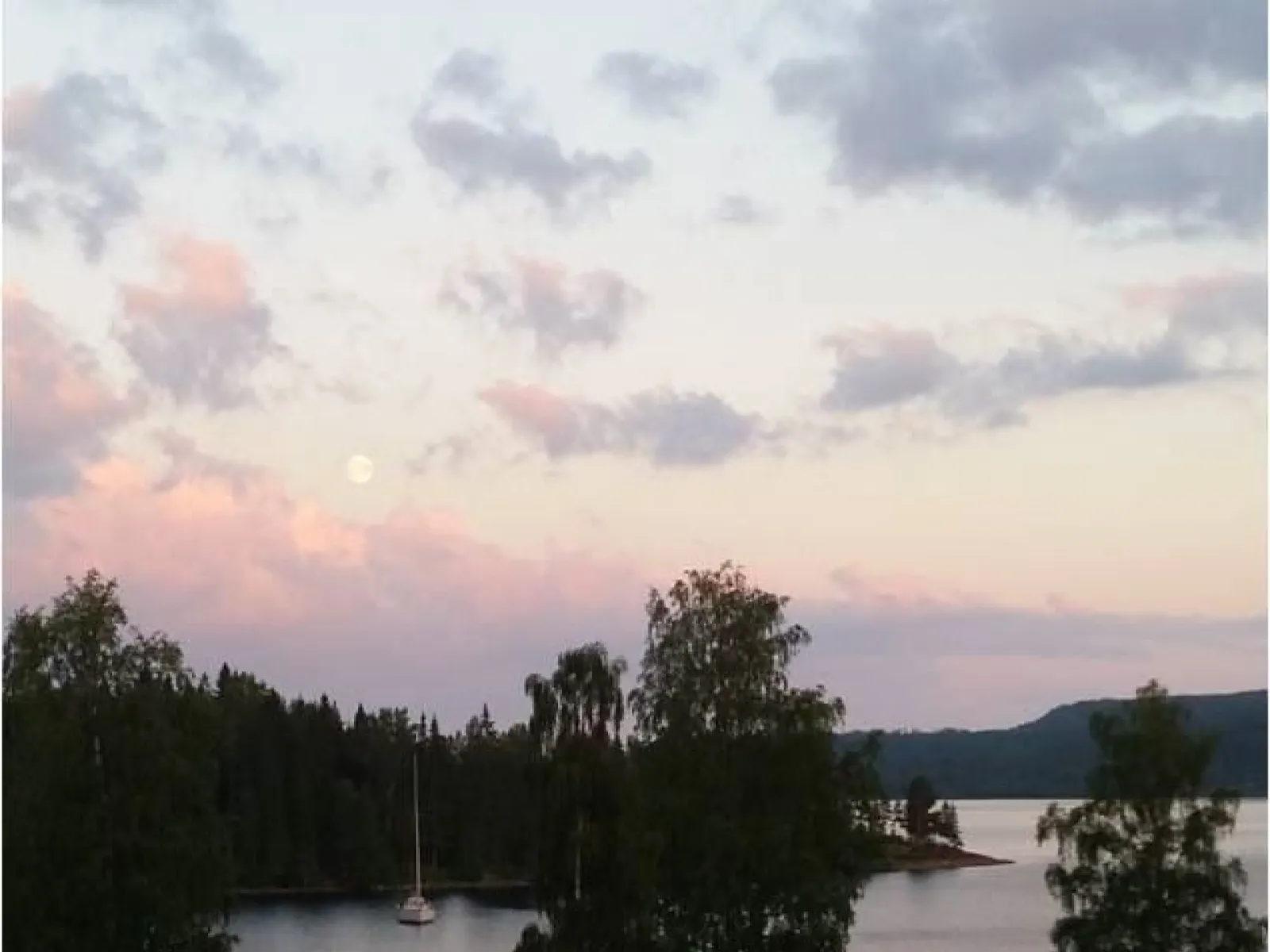 Segelbåt - Måvikens camping