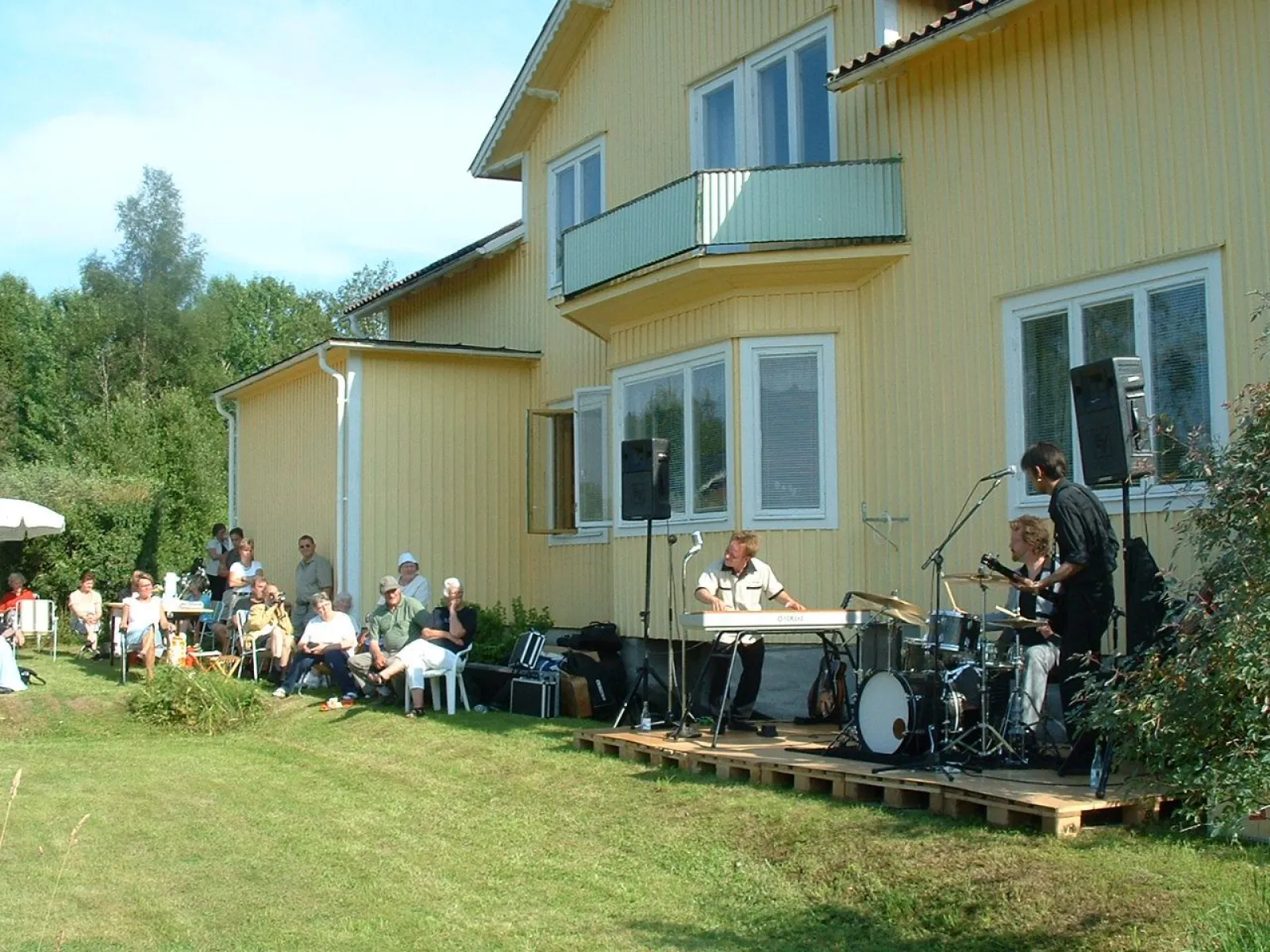 Bomanska museet and Norabutiken