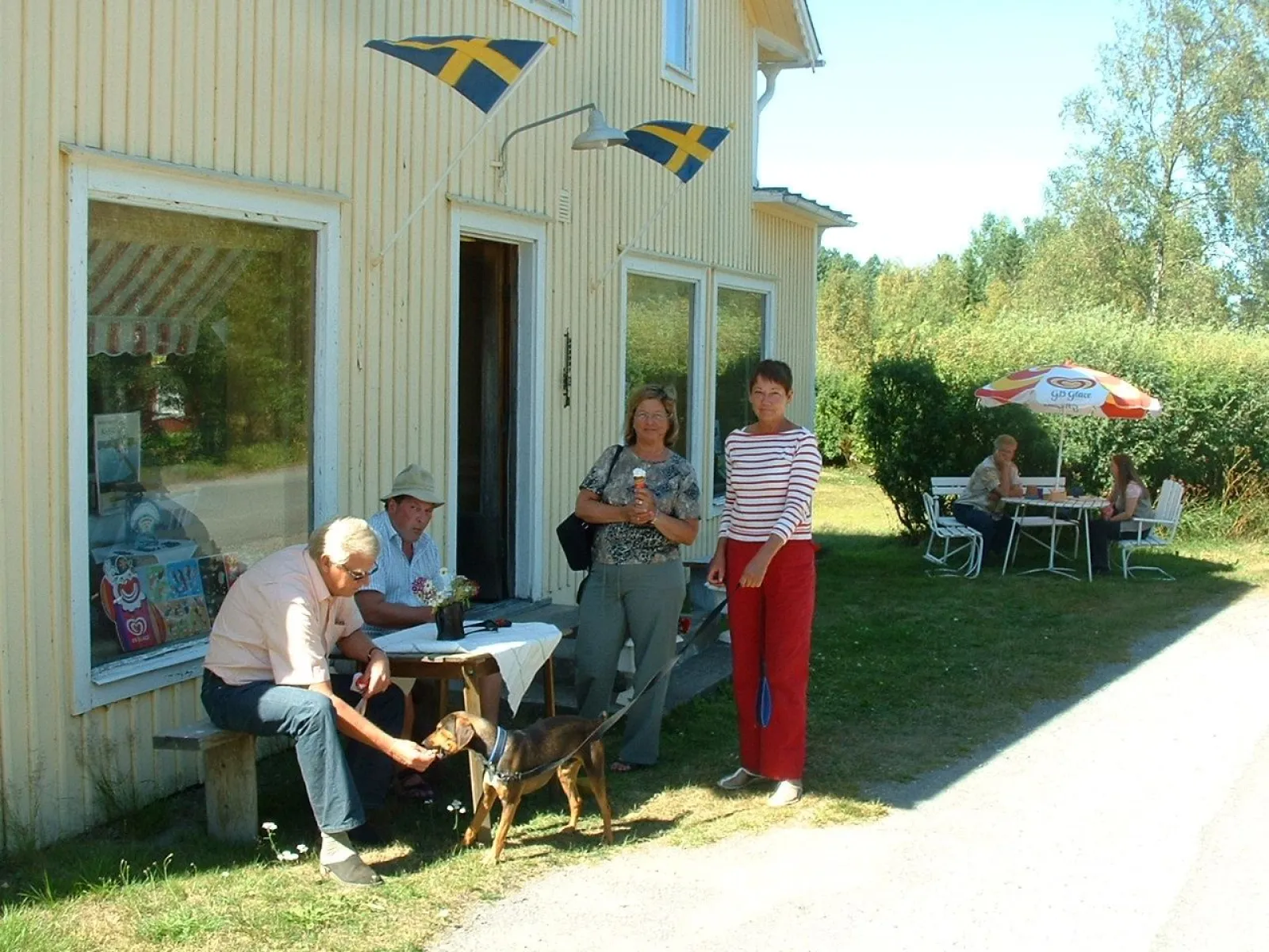 Bomanska museet and Norabutiken