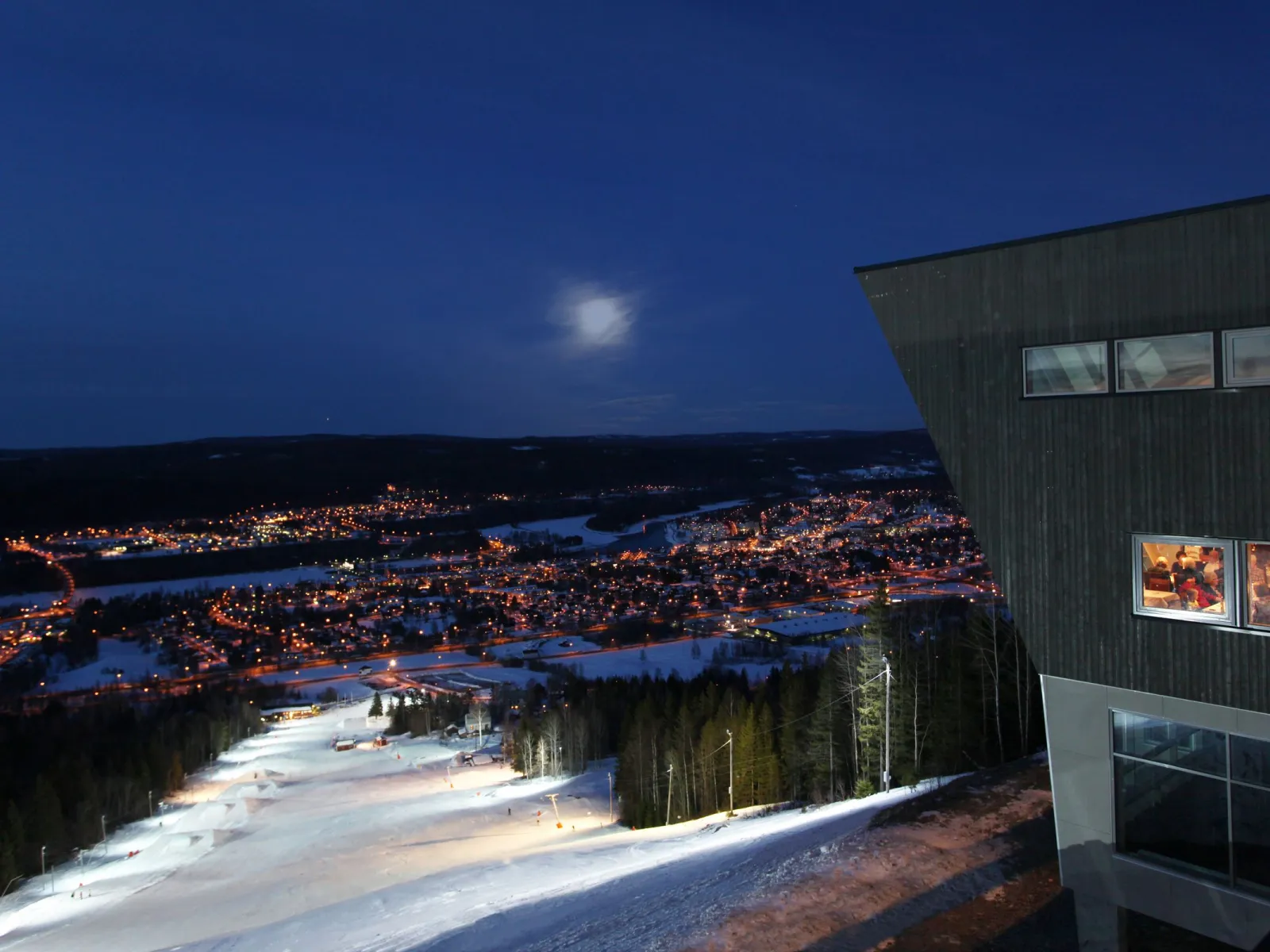 Hallsta Ski - activities at Hallstaberget