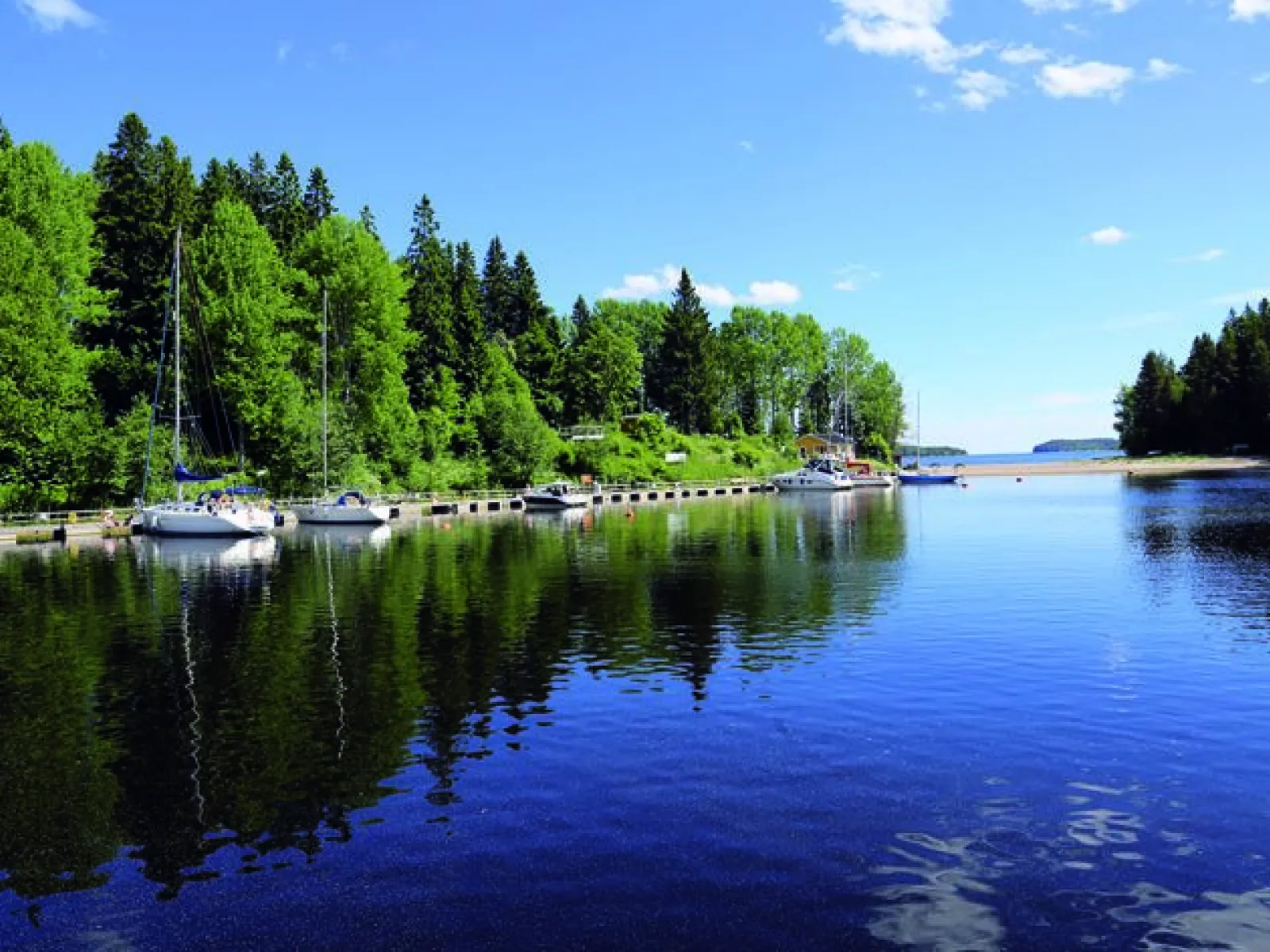 Lustholmens marina