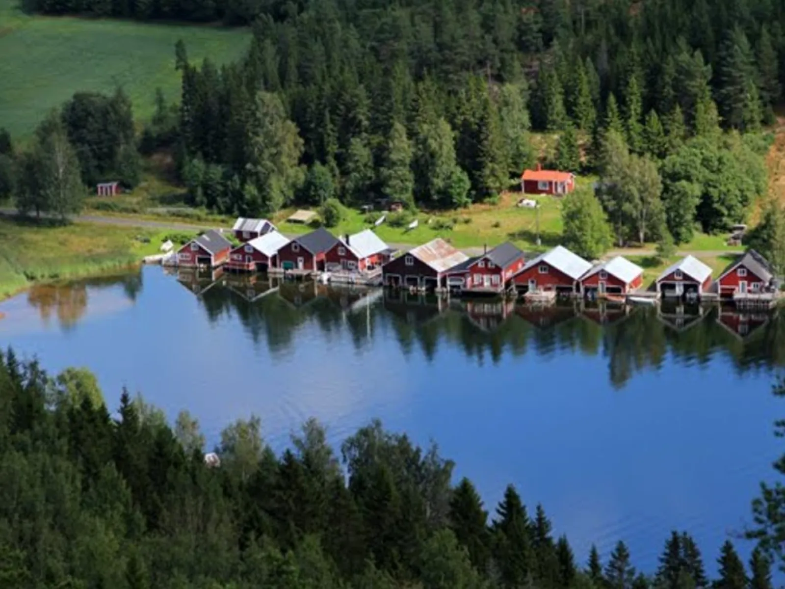 Mjällomsvikens vandrarhem