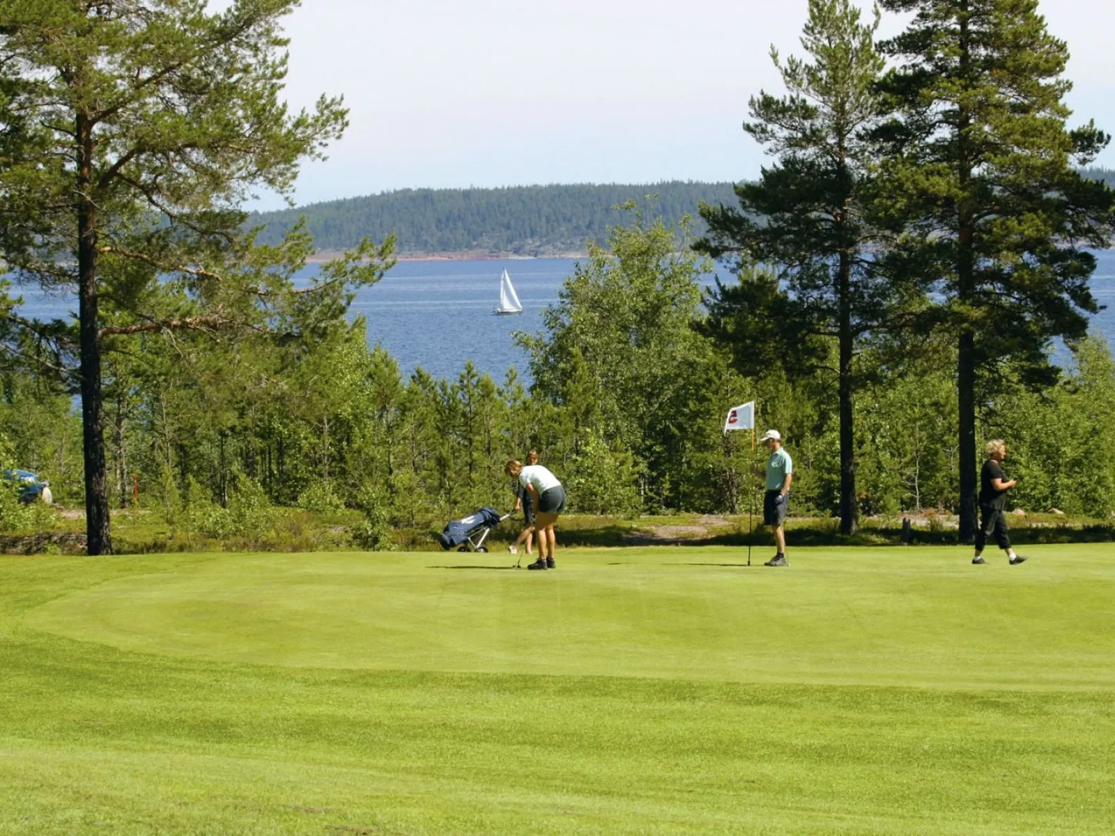 Norrfällsvikens Camping, Stugby & Marina 