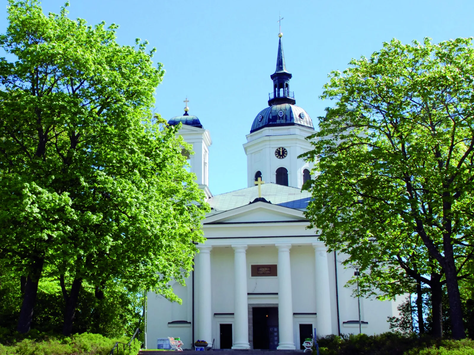 Härnösands Domkyrka – the white cathedral