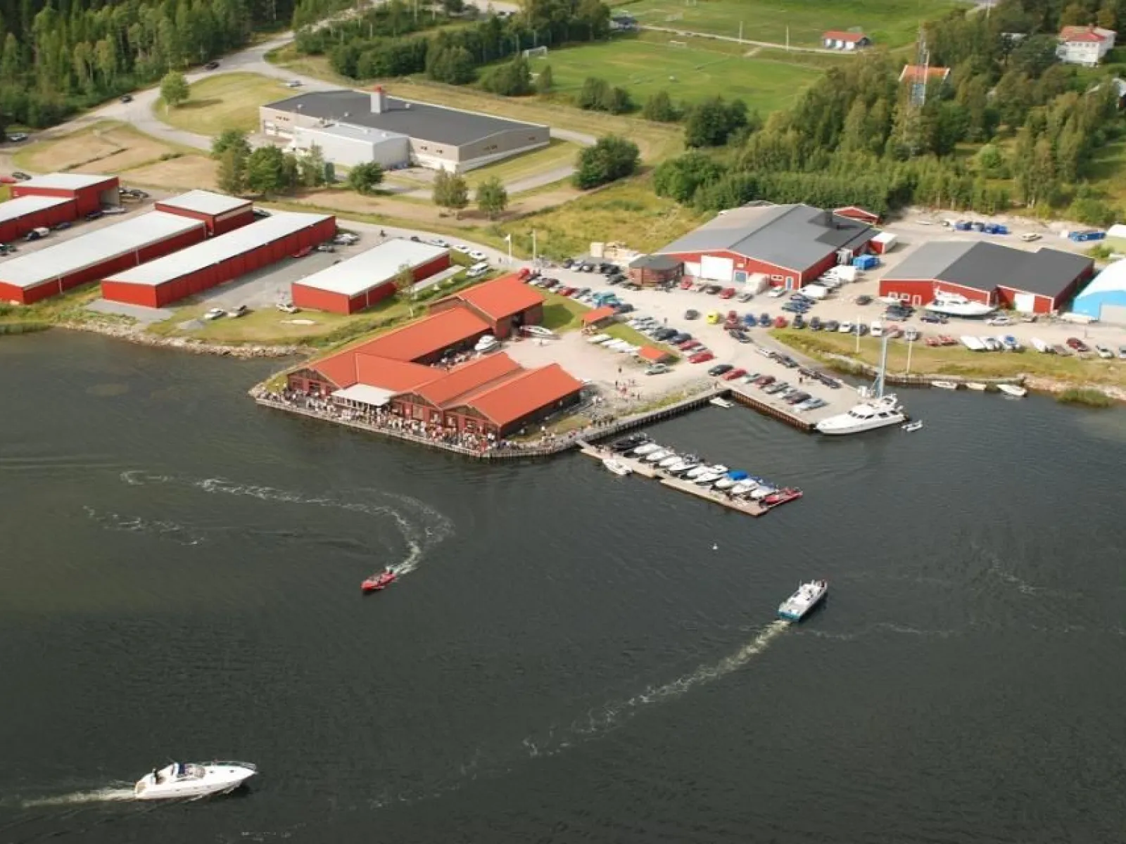 Rent a jetski at Övik Marina