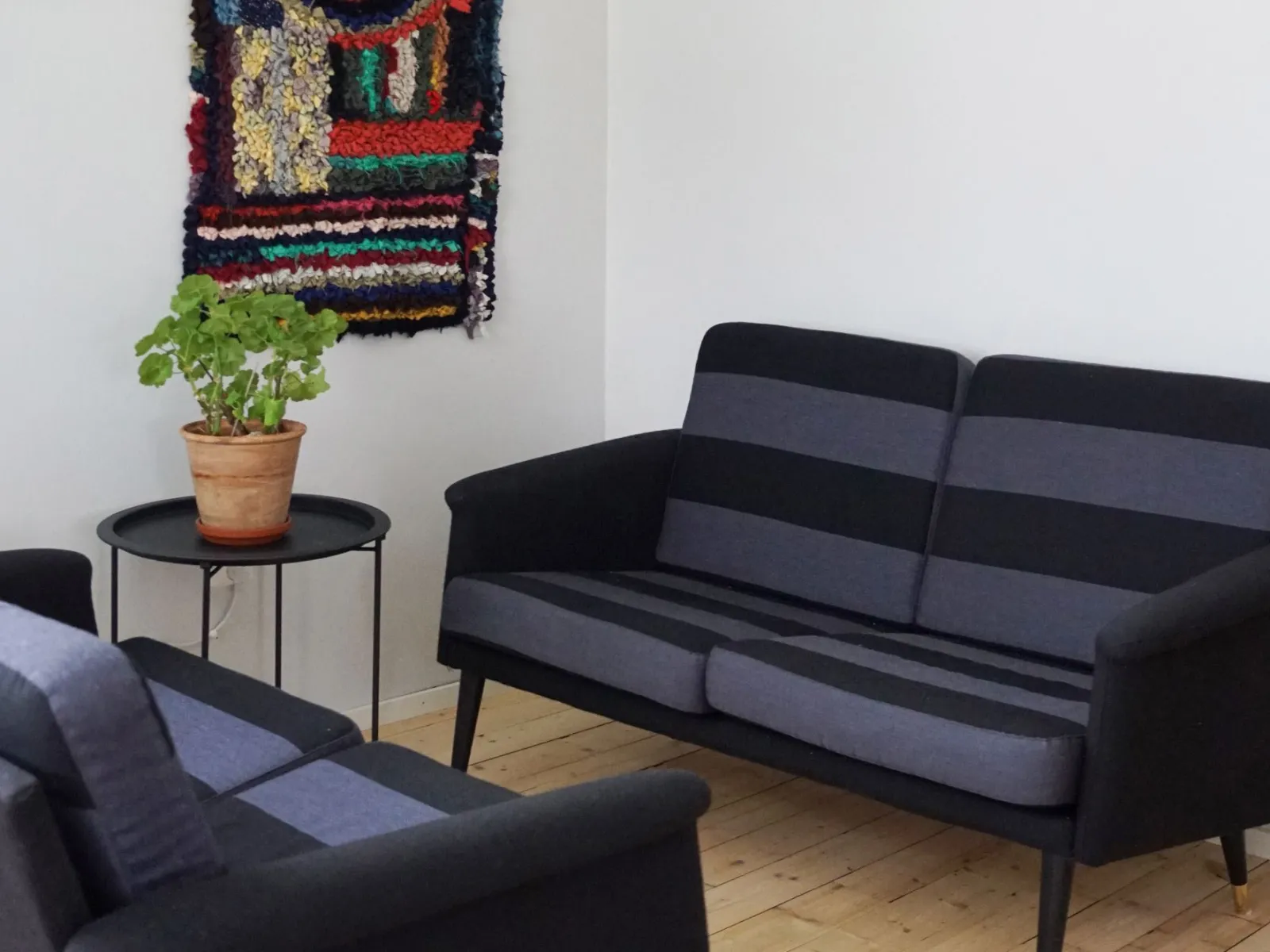Artdot Cowork