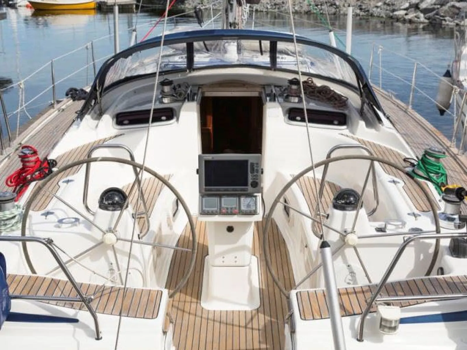 Rent a sailing boat in the High Coast this summer