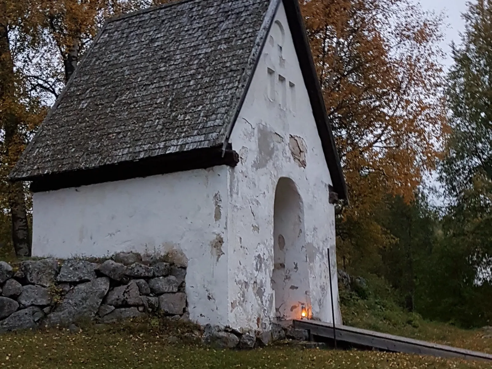 Bjärtrå Kyrkoruin