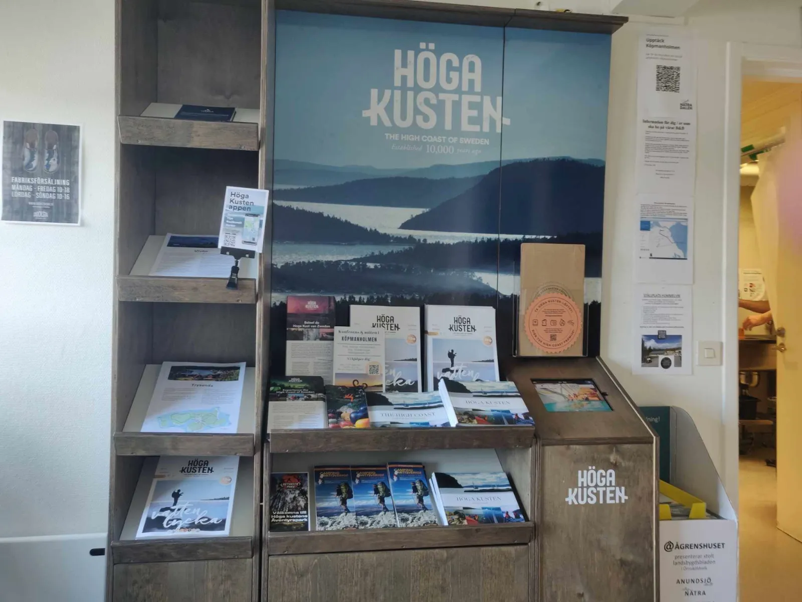 InfoPoint Kajkanten Restaurang B&B in Köpmanholmen